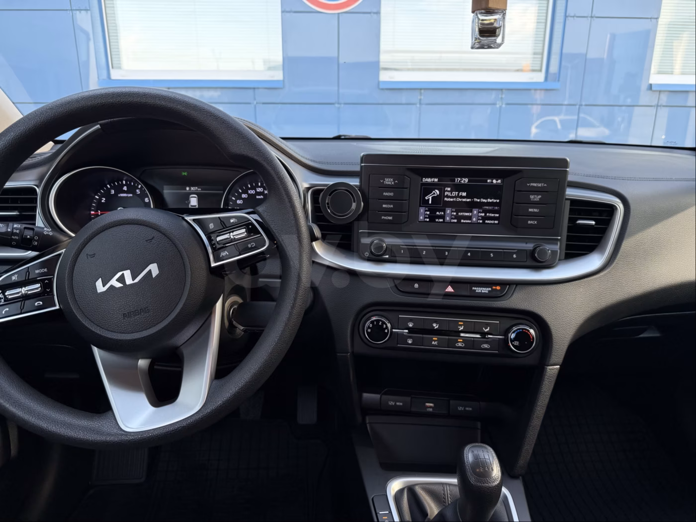 Kia Cee'd фото 9