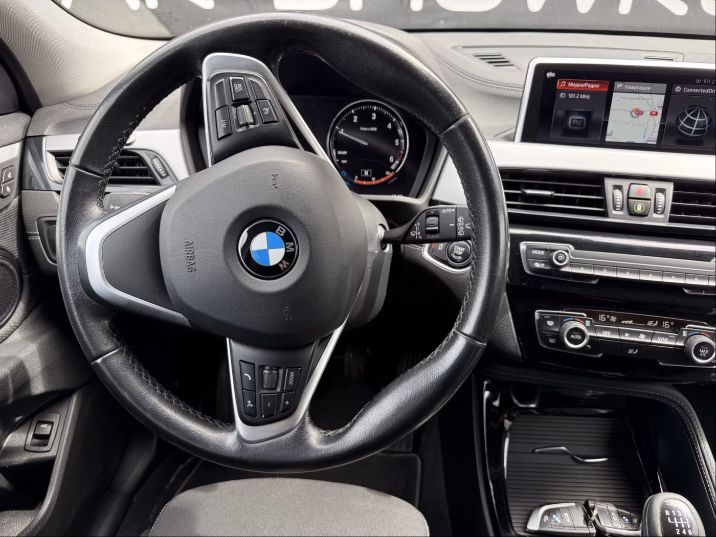 BMW X2 фото 11
