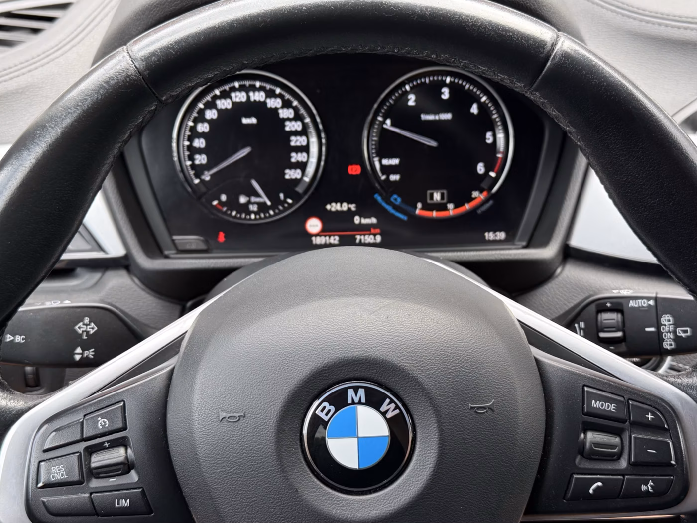 BMW X2 фото 15