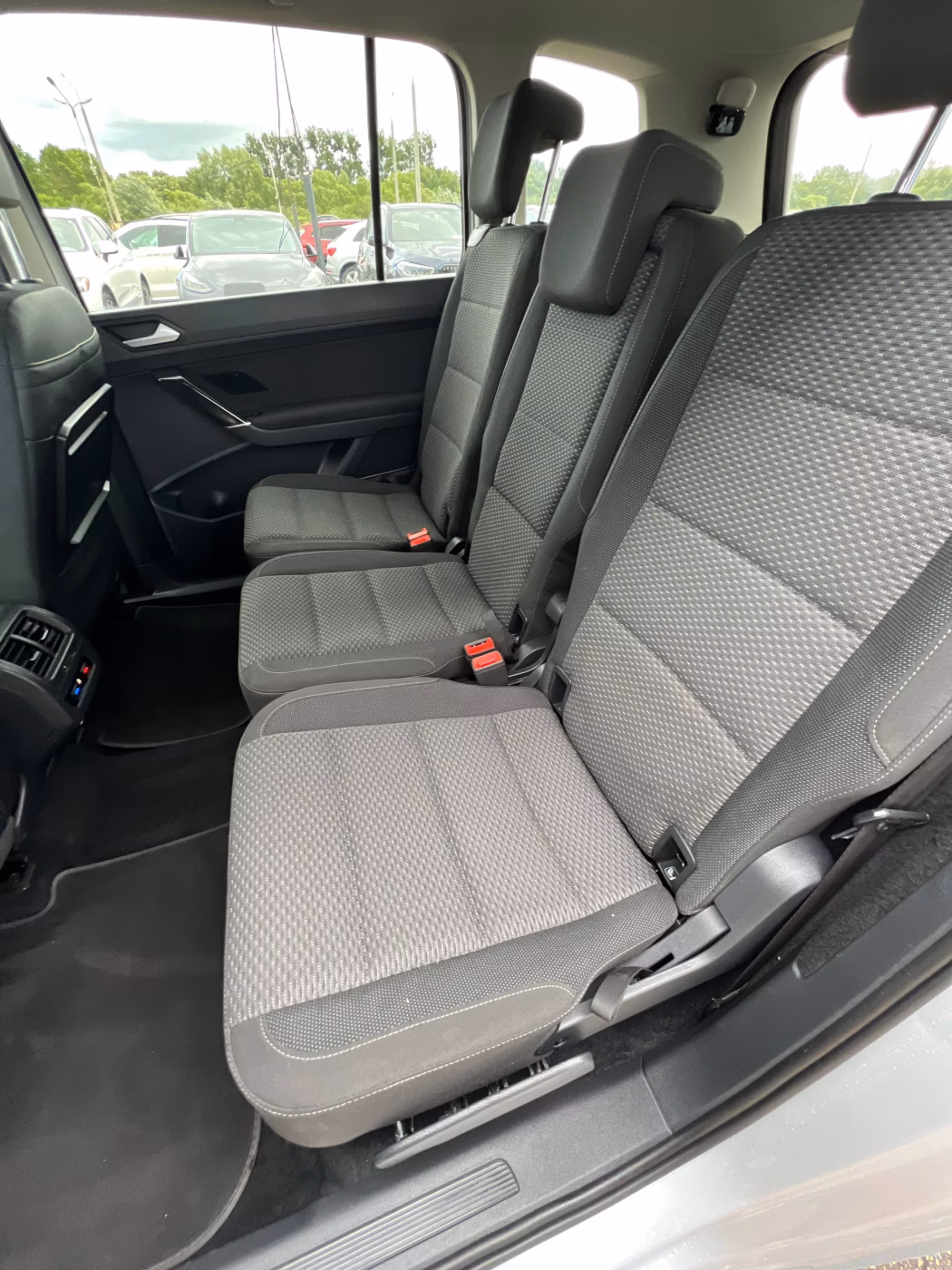 Volkswagen Touran фото 14