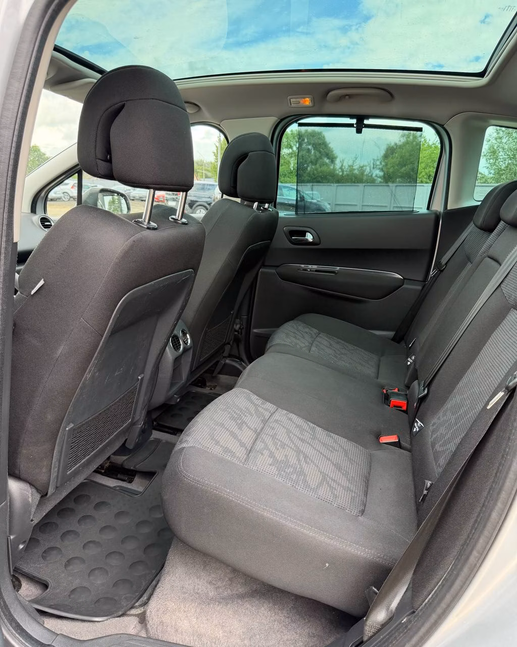 Peugeot 3008 фото 12