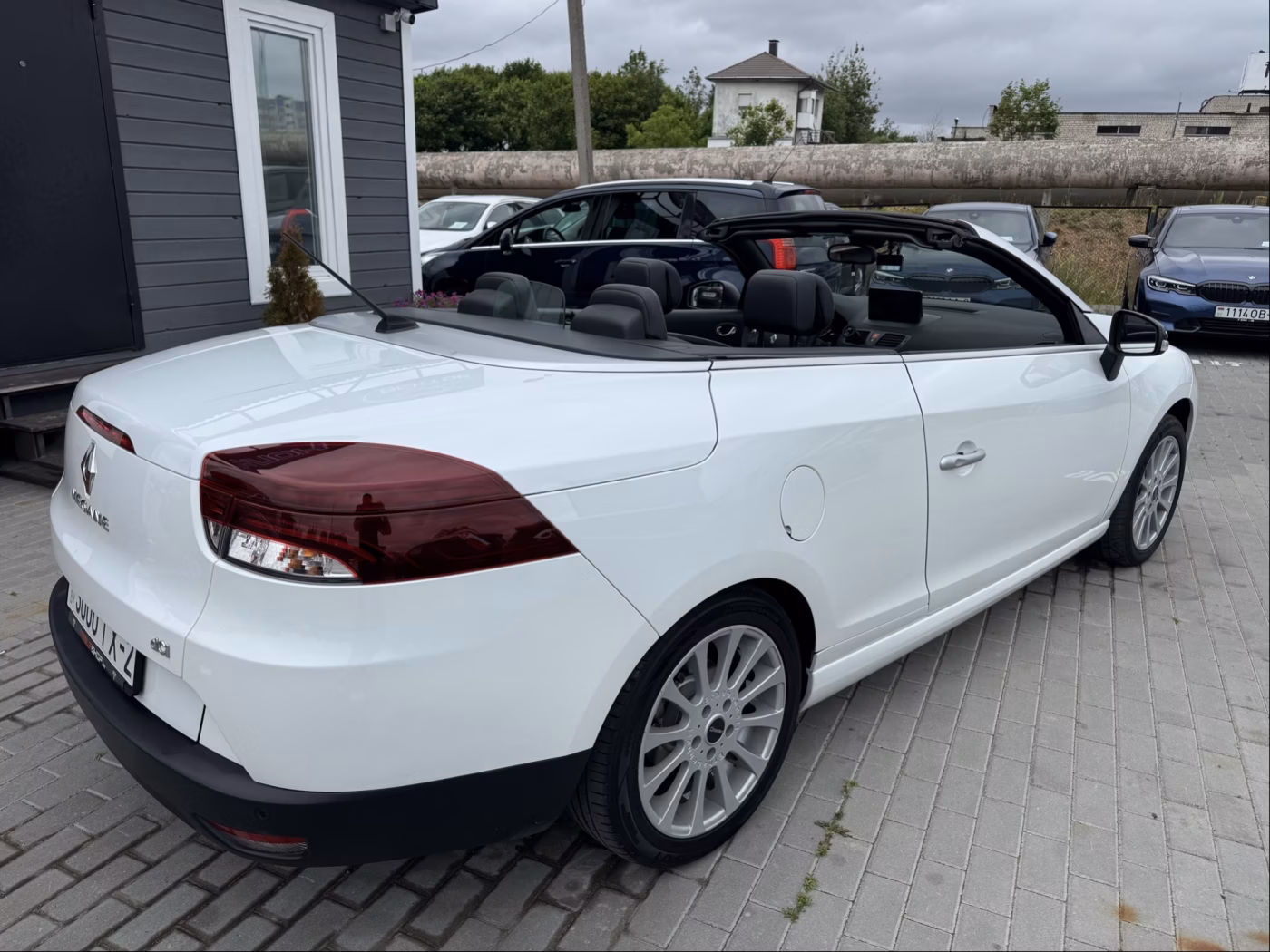Renault Megane фото 8