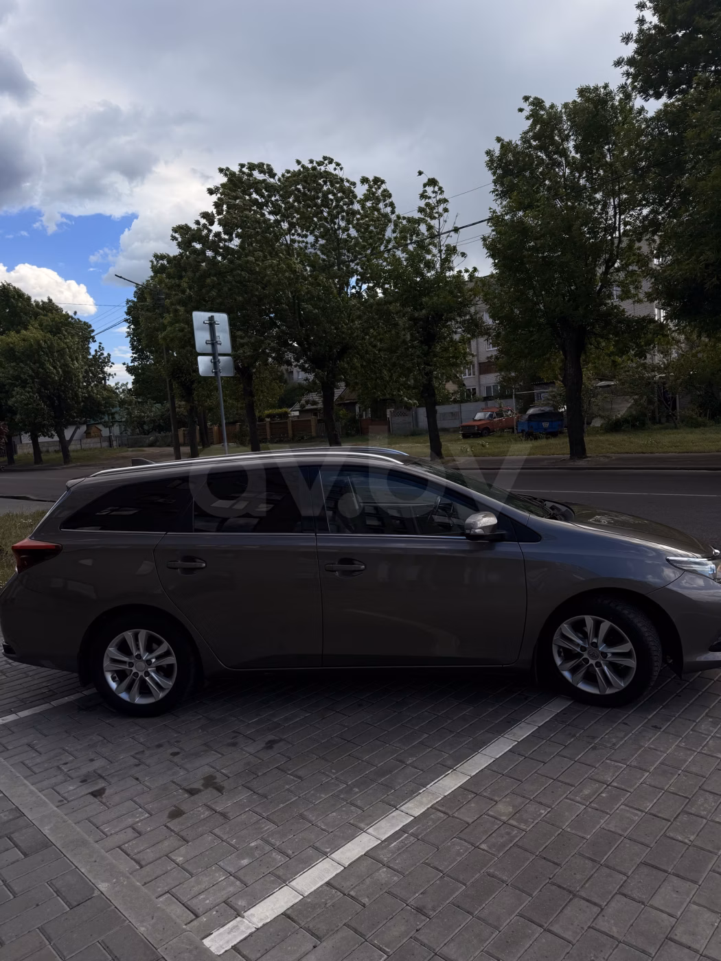 Toyota Auris фото 4