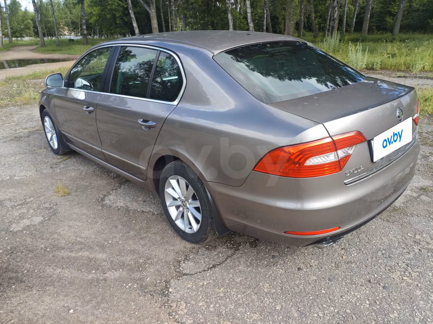 Skoda Superb фото 4