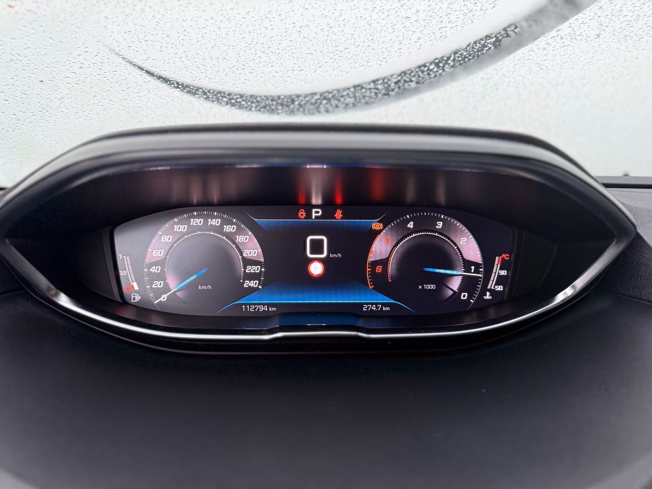 Peugeot 5008 фото 13