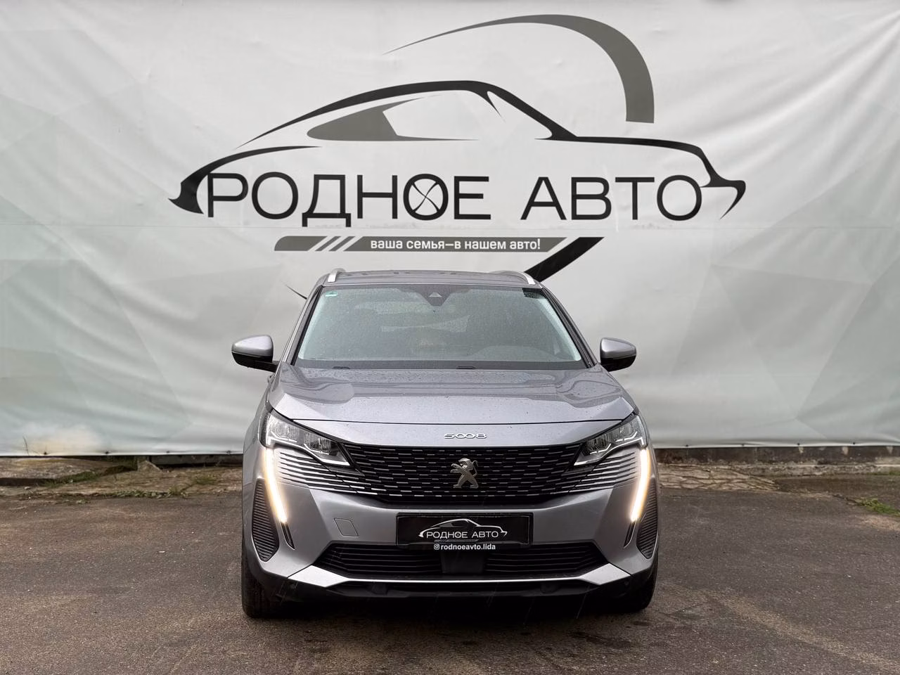 Peugeot 5008 фото 2