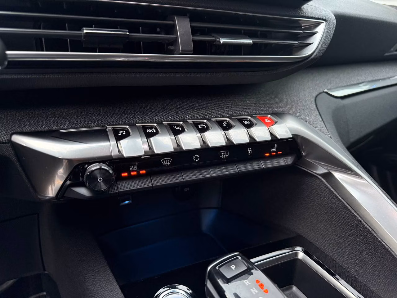 Peugeot 5008 фото 14