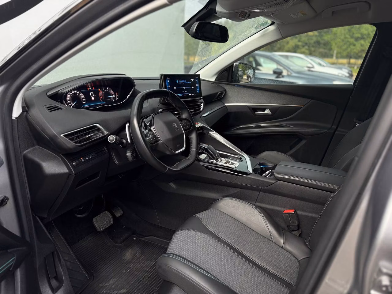 Peugeot 5008 фото 11