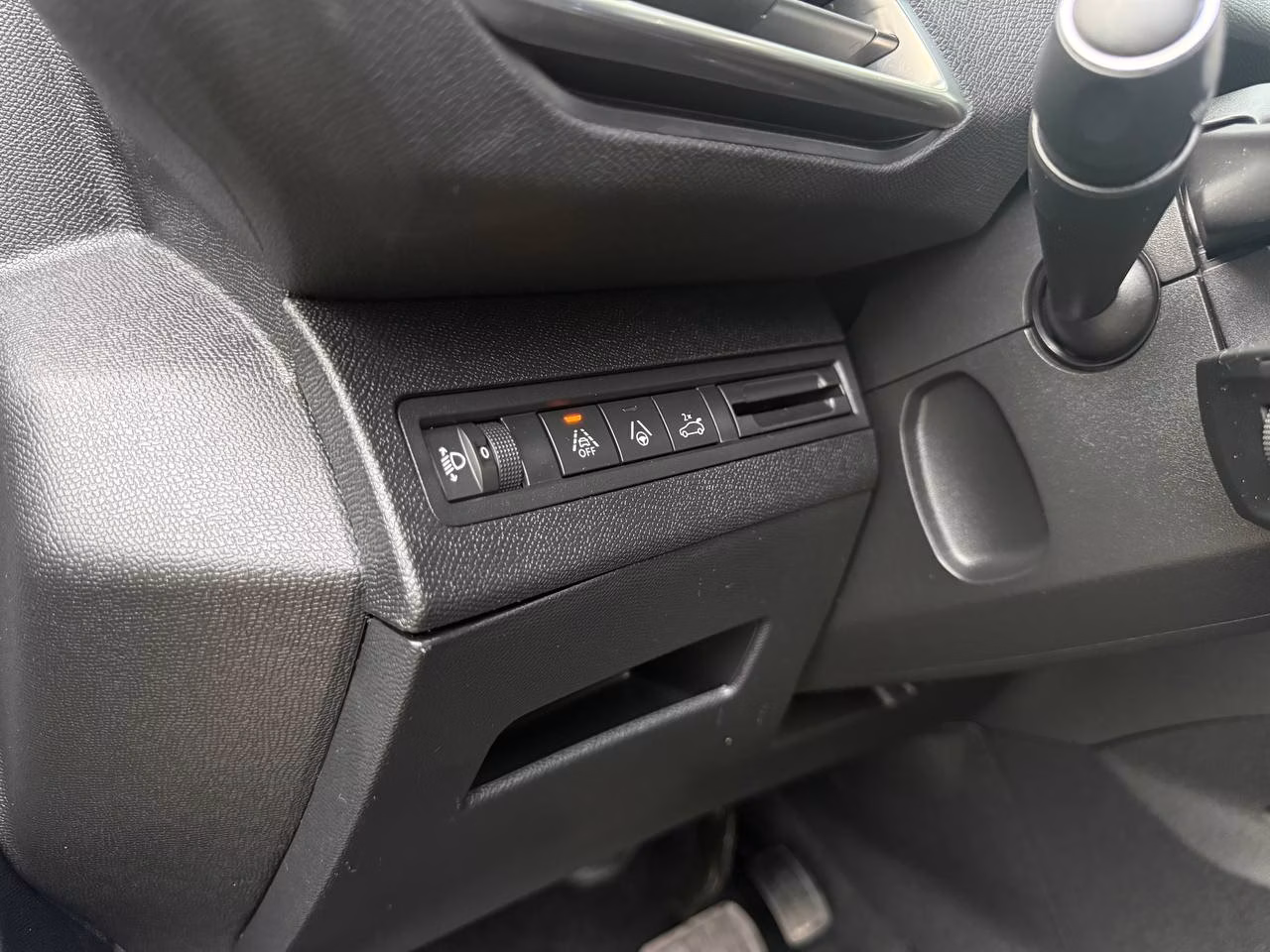 Peugeot 5008 фото 17