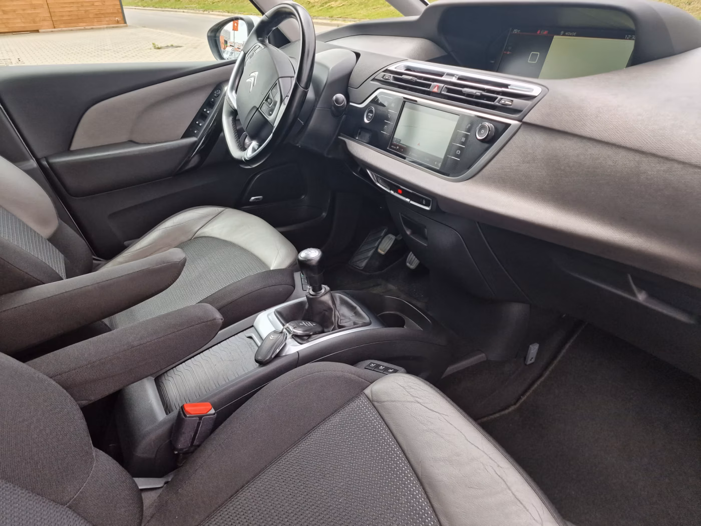 Citroen C4 Grand Picasso фото 10