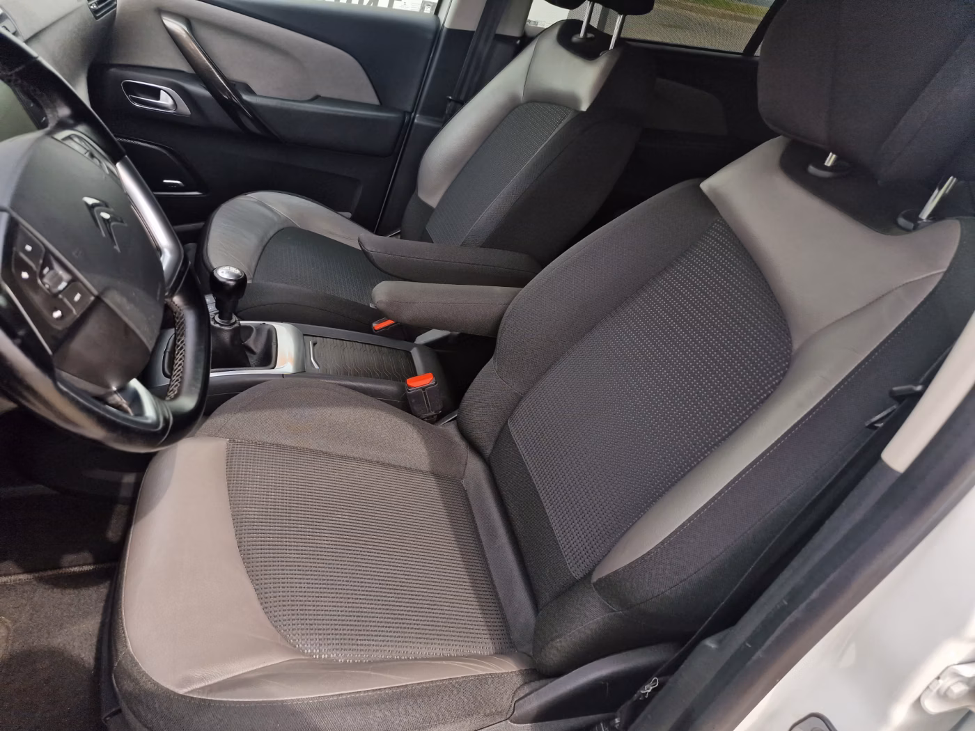 Citroen C4 Grand Picasso фото 21