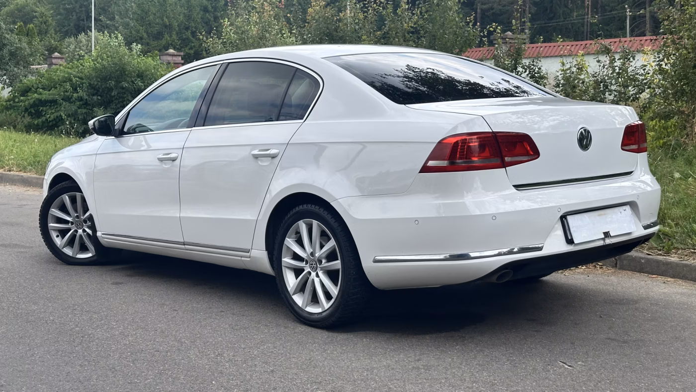 Volkswagen Passat фото 13