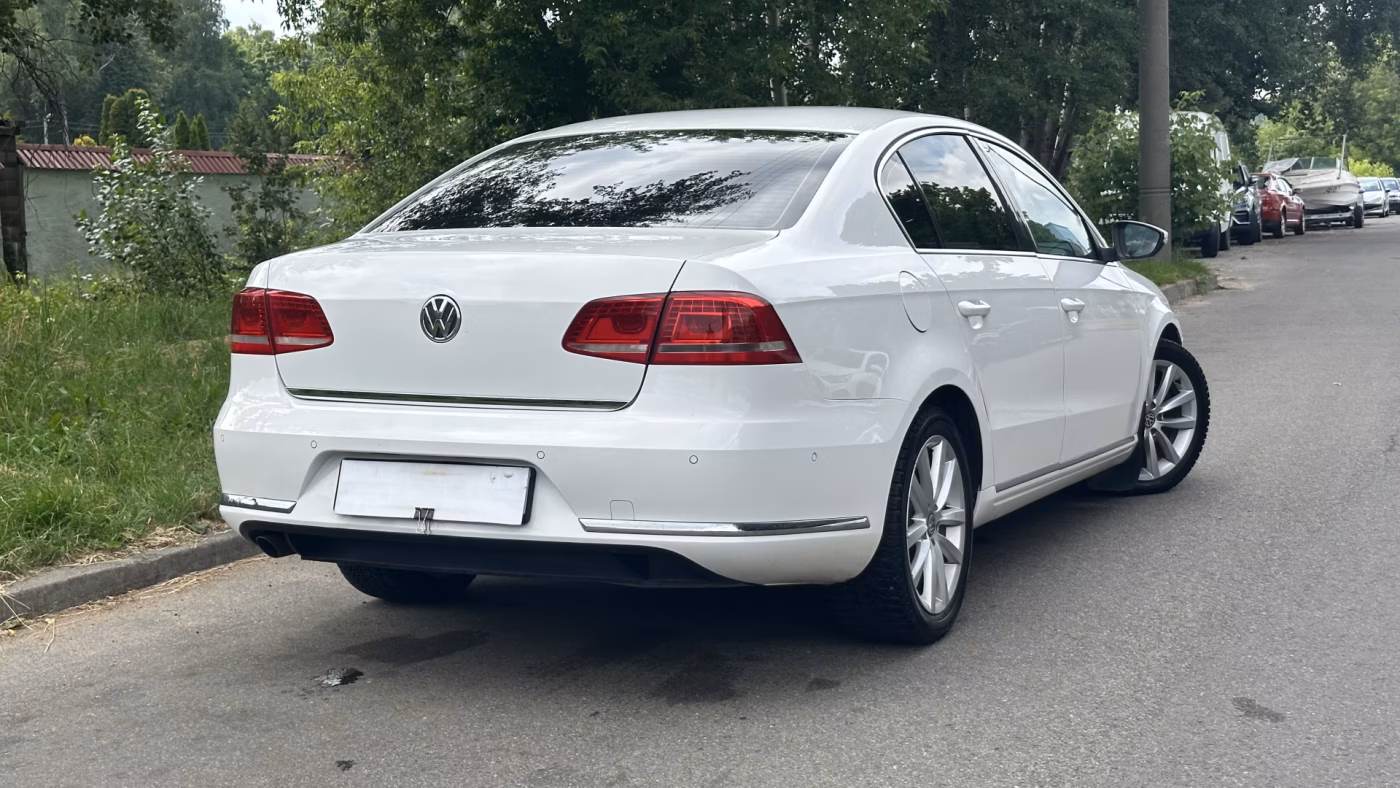 Volkswagen Passat фото 18