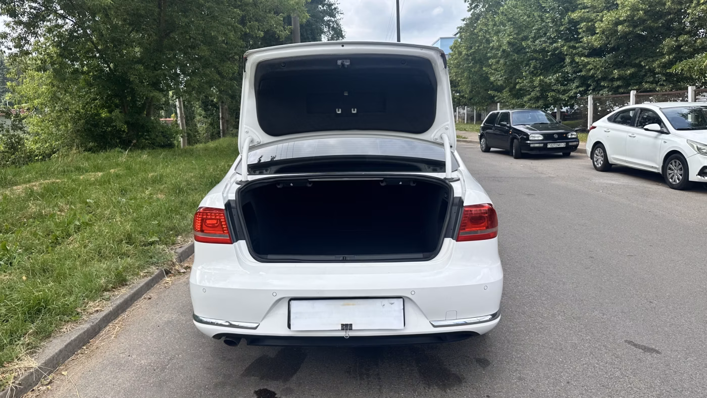 Volkswagen Passat фото 19