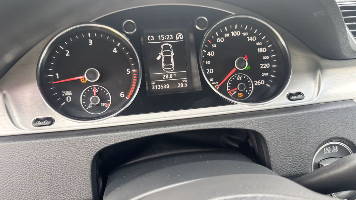 Volkswagen Passat фото 28