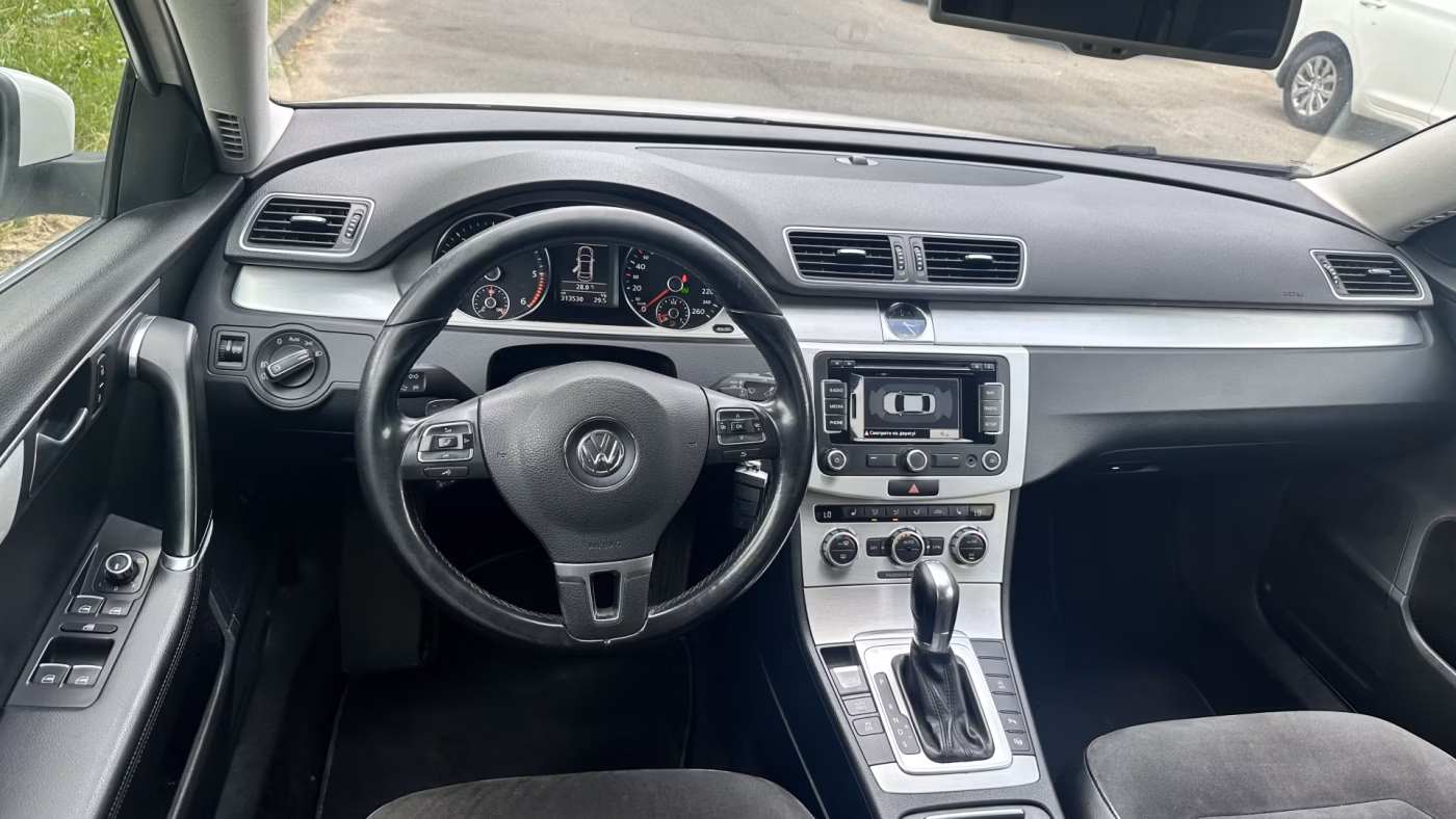Volkswagen Passat фото 29
