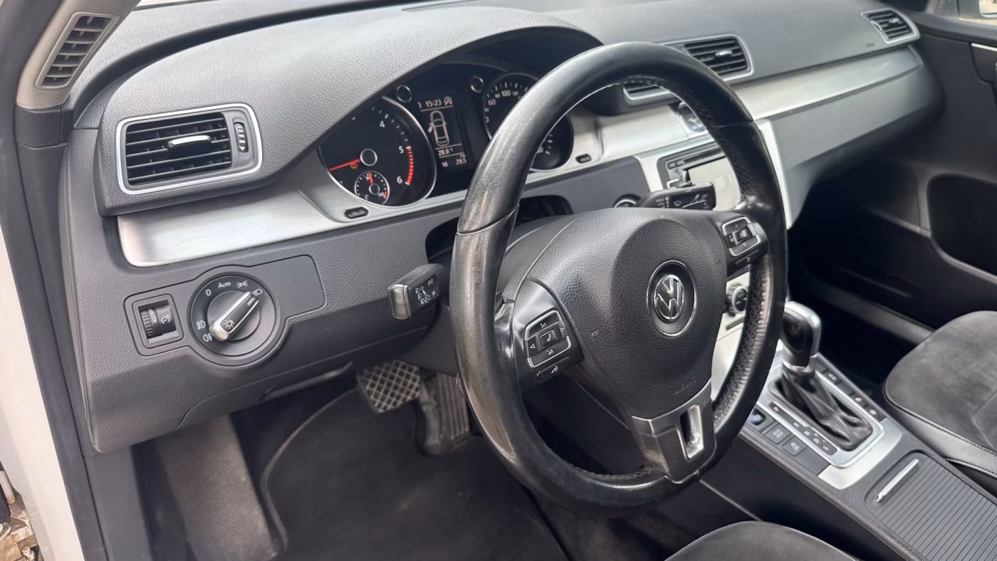 Volkswagen Passat фото 27