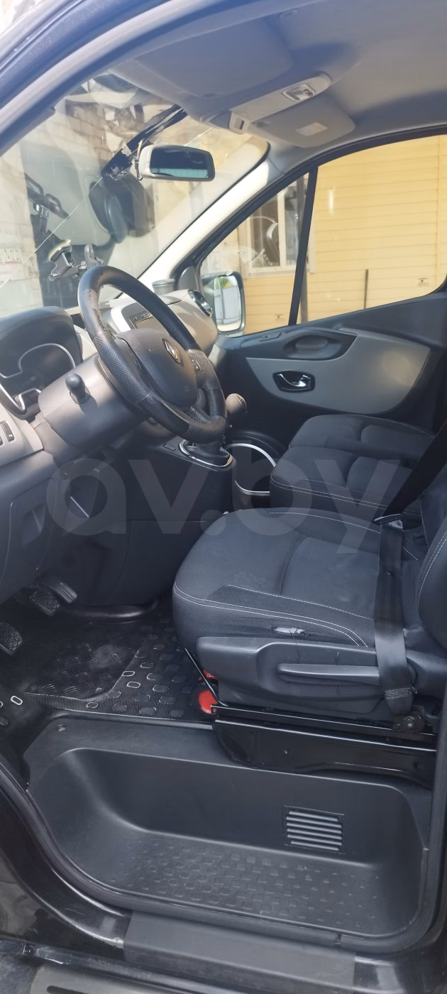 Renault Trafic фото 6