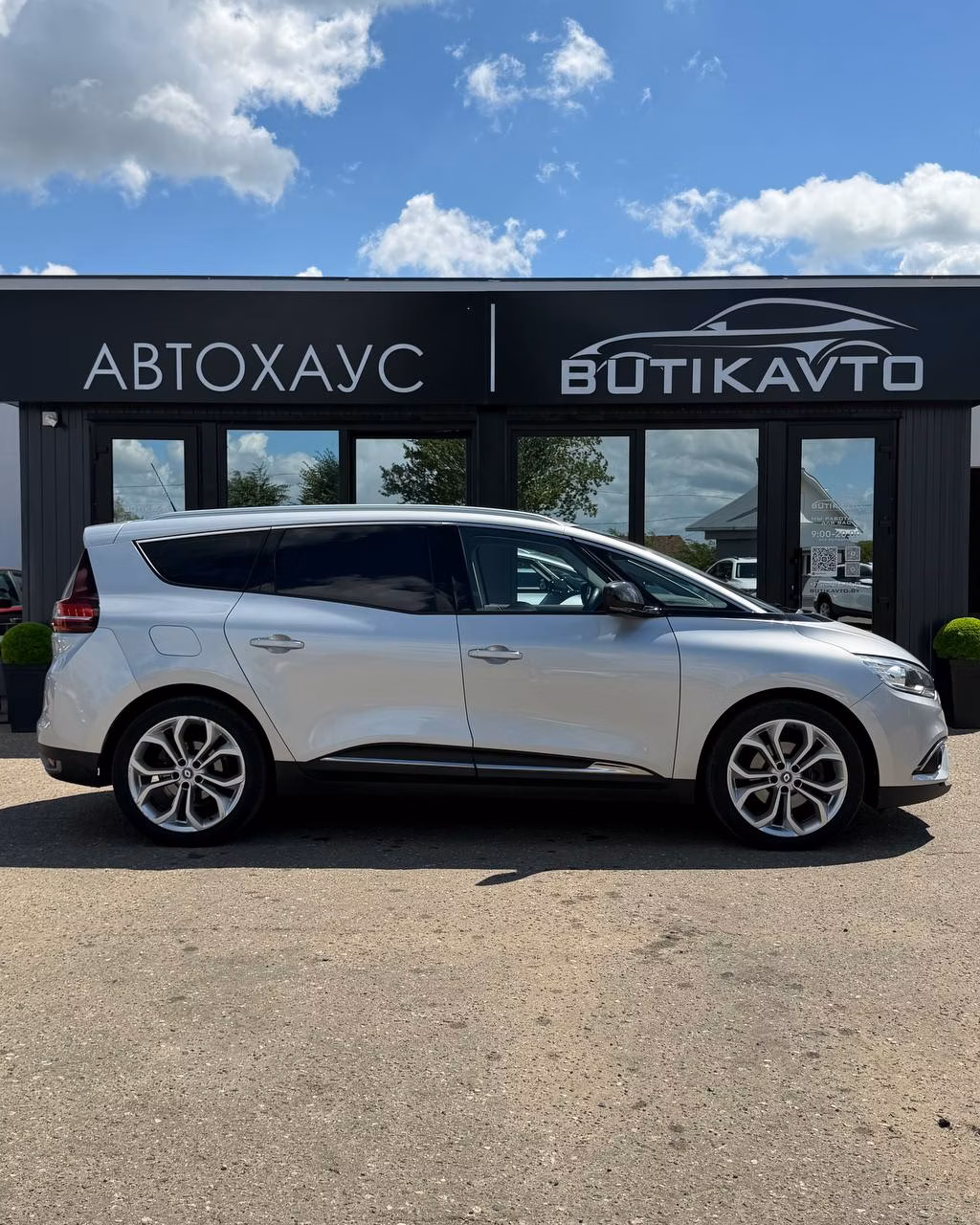 Renault Grand Scenic фото 8