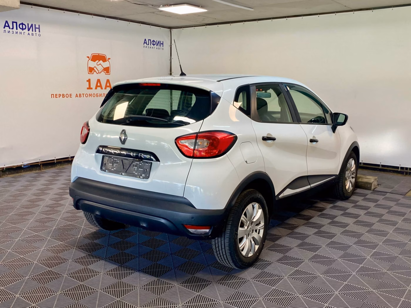 Renault Captur фото 3