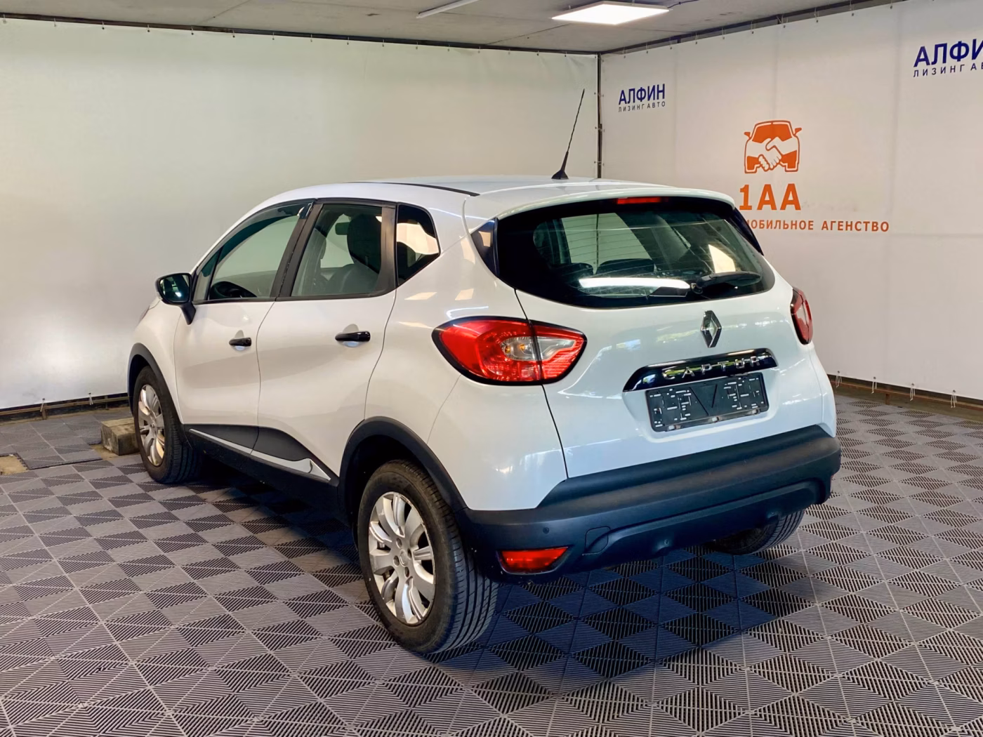 Renault Captur фото 4
