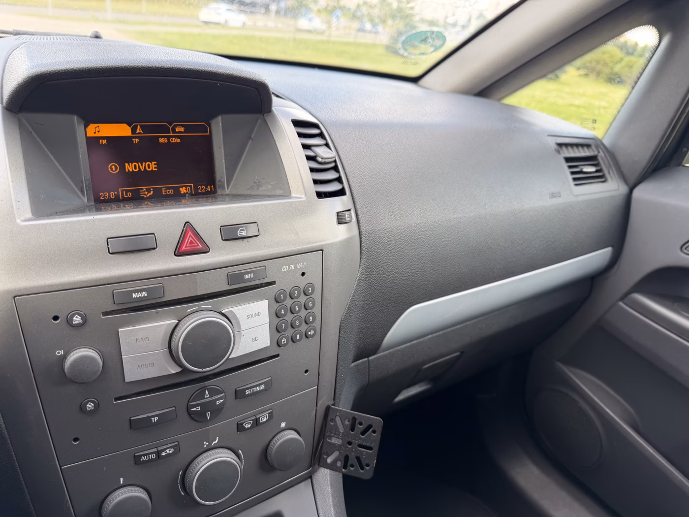 Opel Zafira фото 22