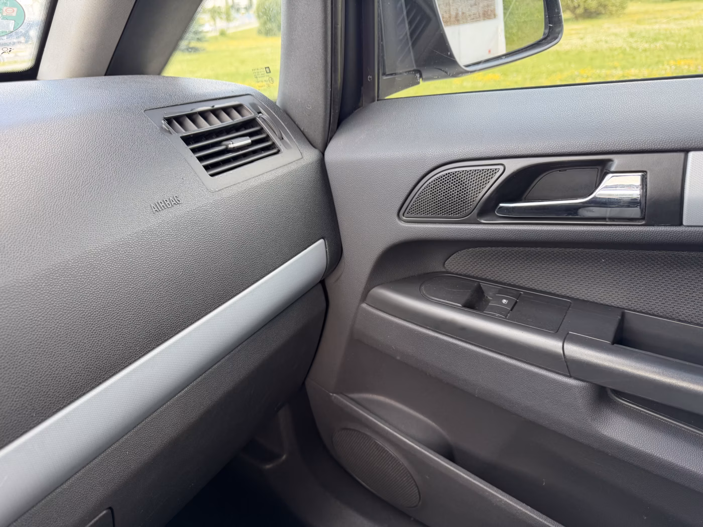 Opel Zafira фото 19