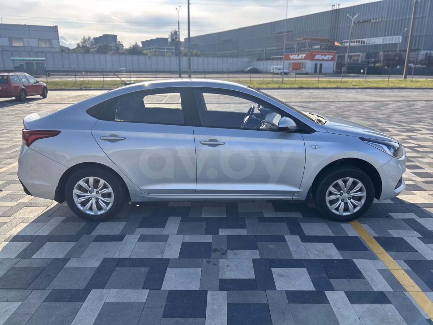 Hyundai Accent фото 6