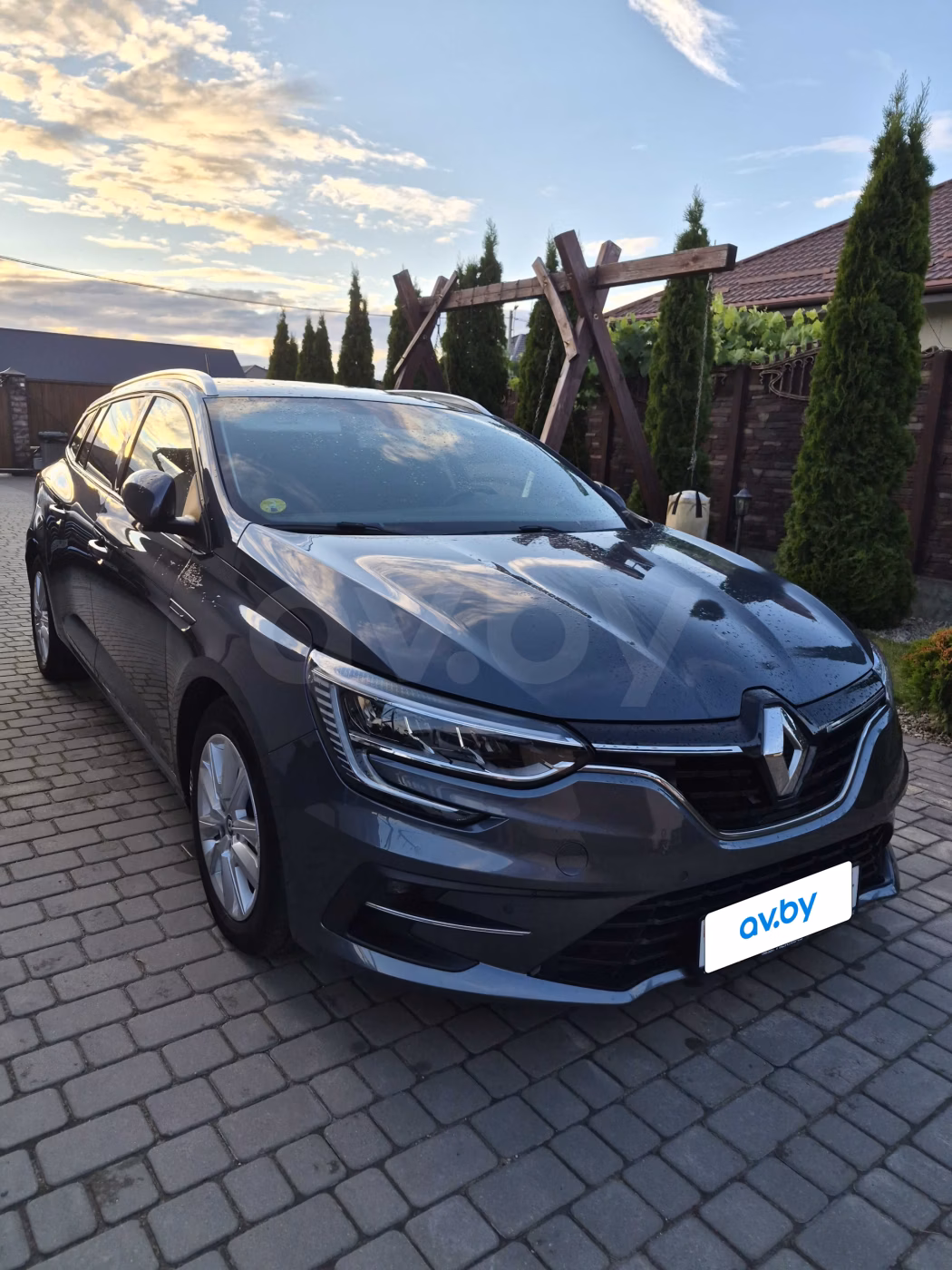 Renault Megane фото 4