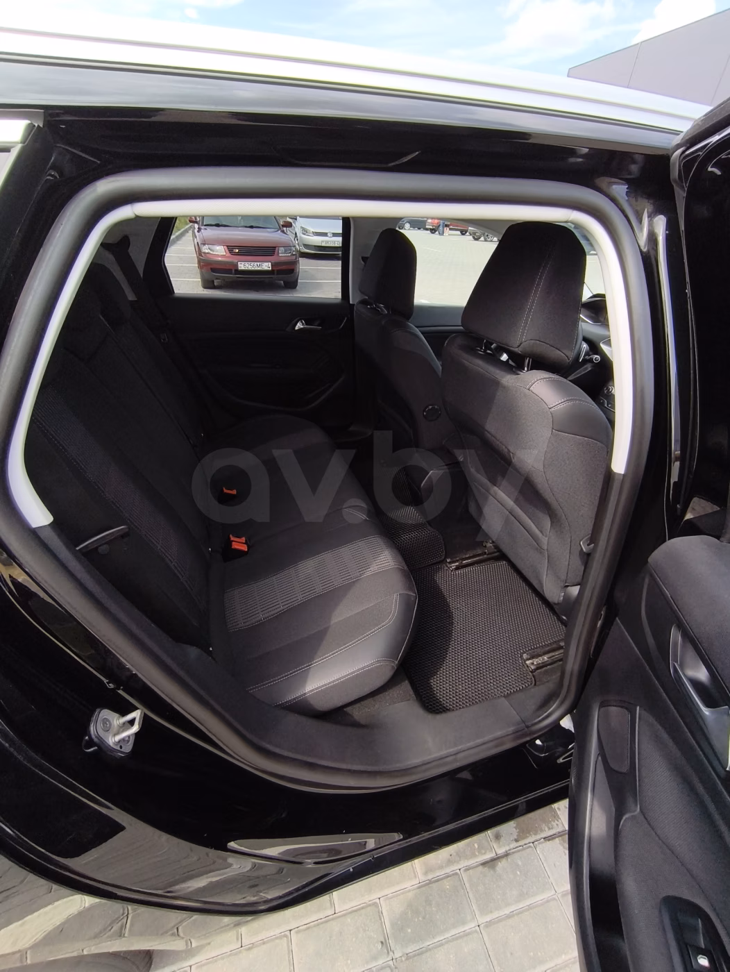 Peugeot 308 фото 17