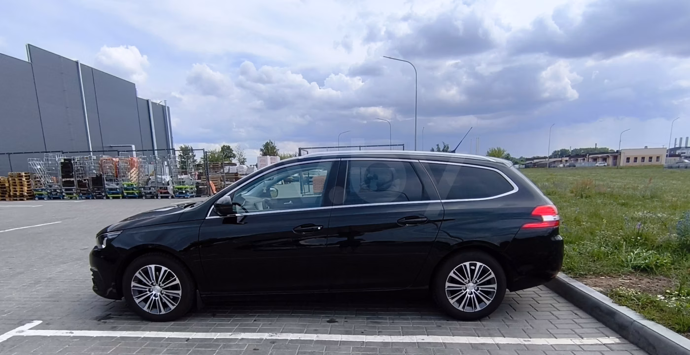Peugeot 308 фото 6