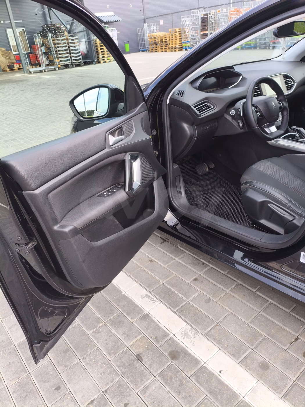 Peugeot 308 фото 13