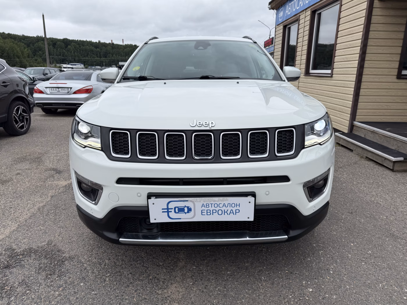 Jeep Compass фото 3