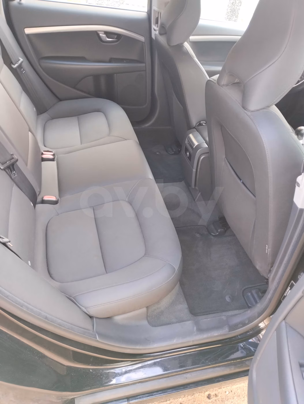 Volvo V70 фото 15