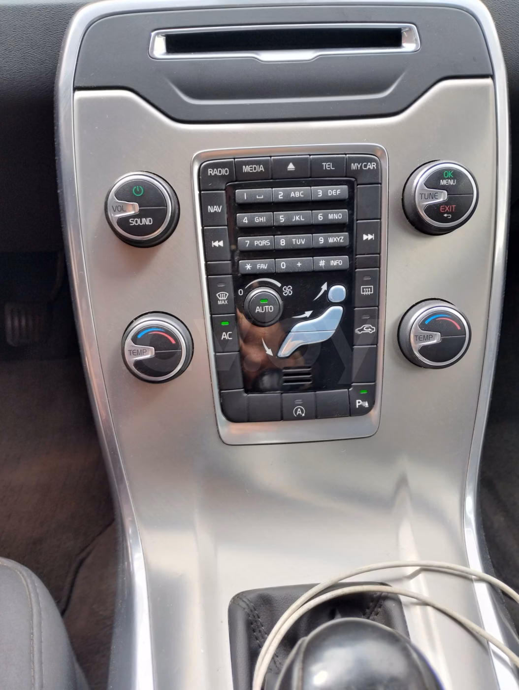 Volvo V70 фото 12