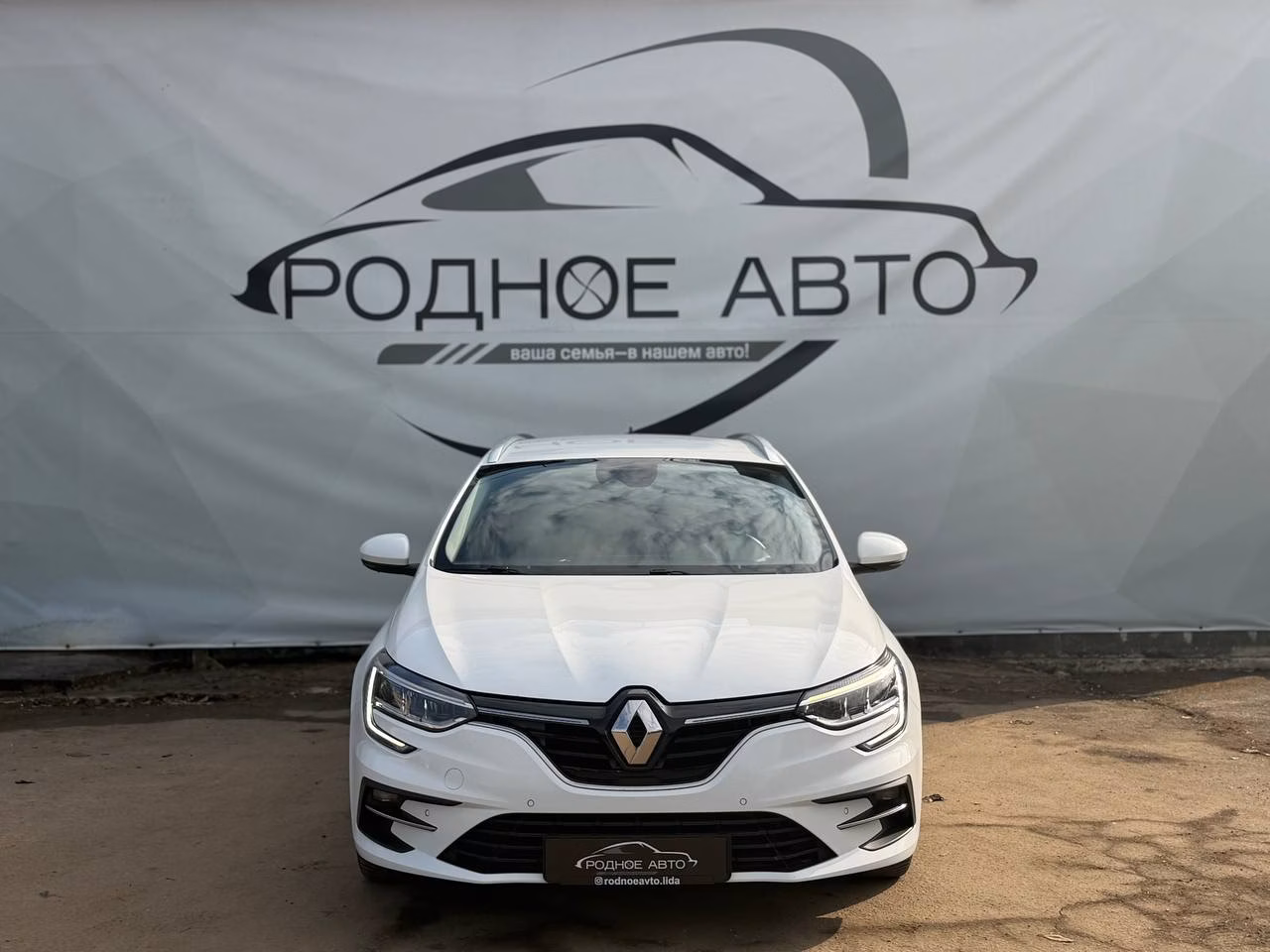 Renault Megane фото 2