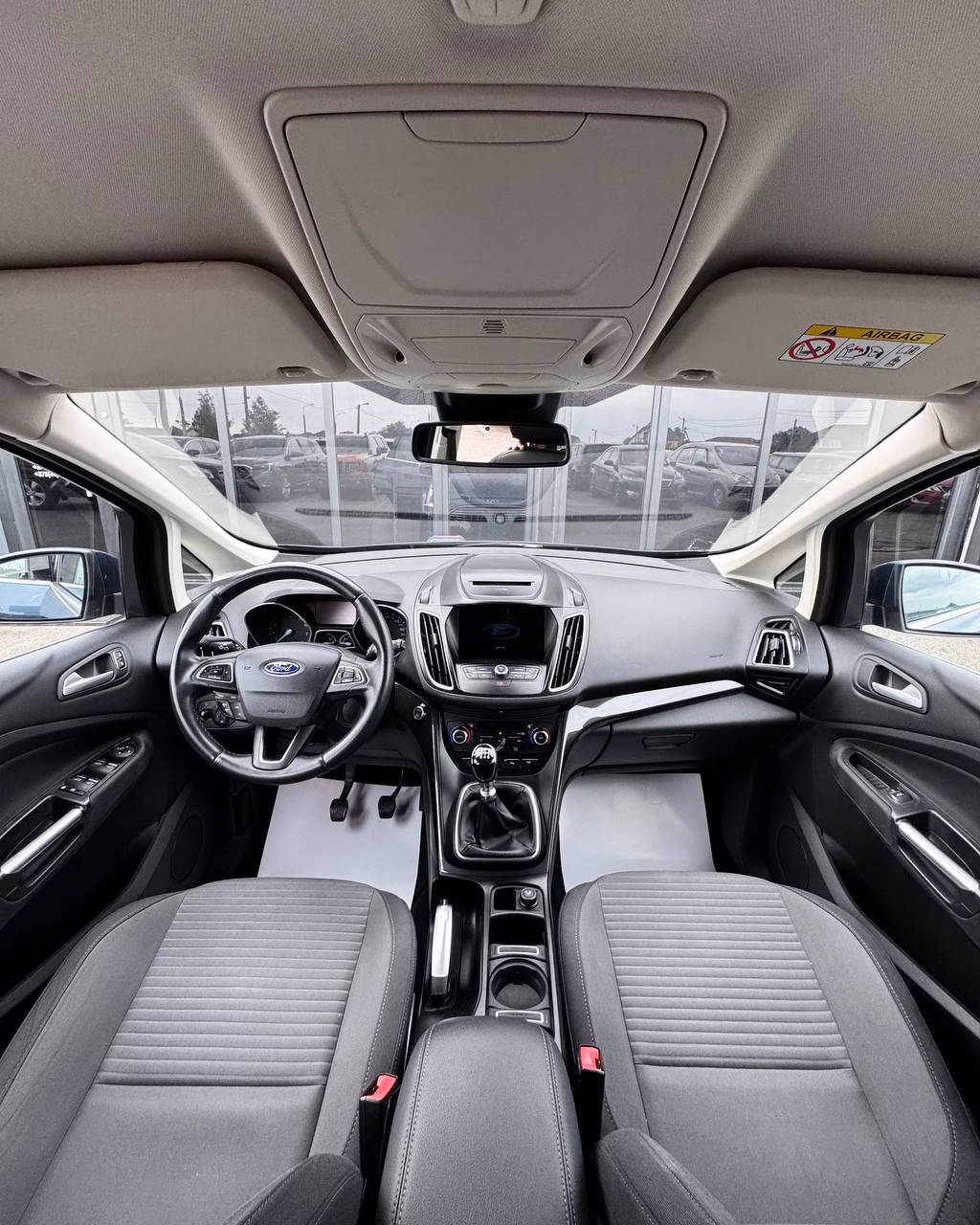 Ford C-MAX фото 10