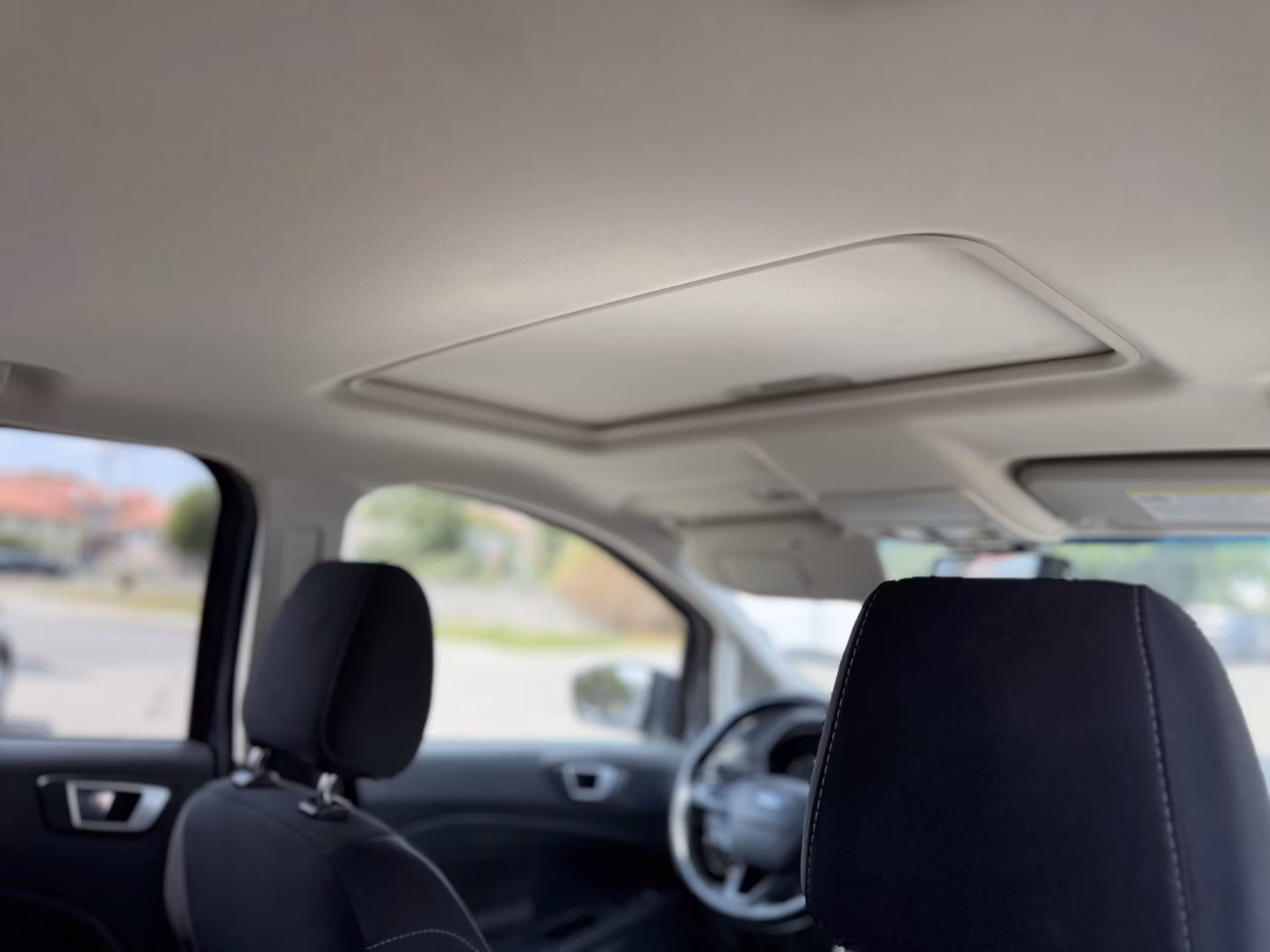 Ford EcoSport фото 18