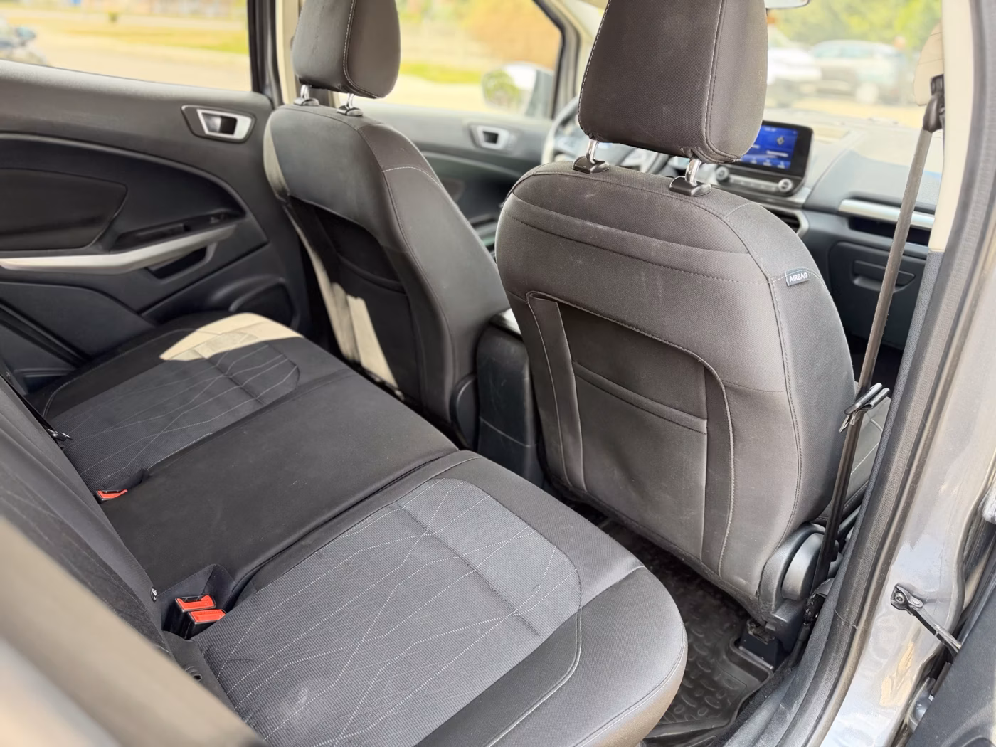 Ford EcoSport фото 19
