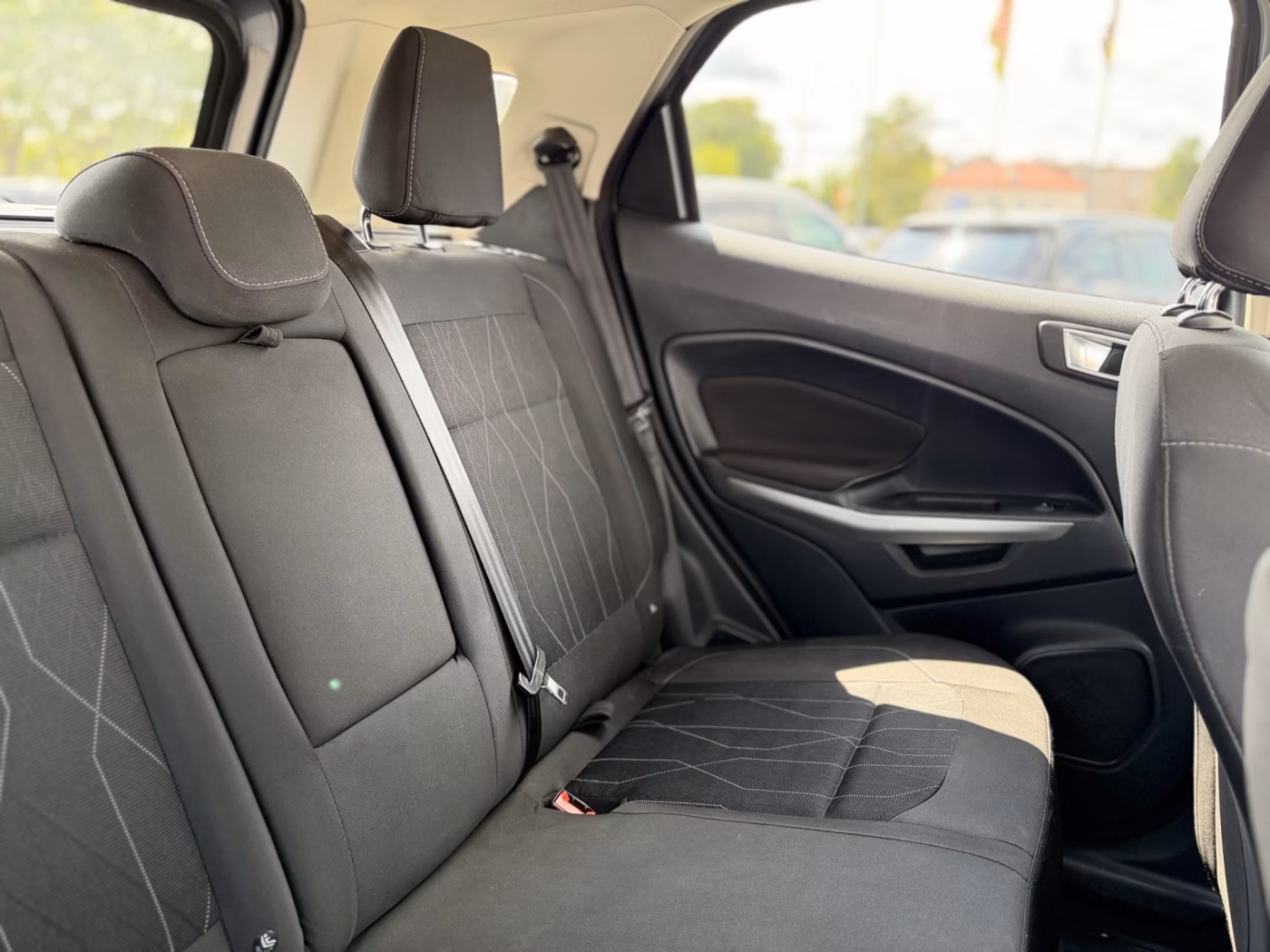 Ford EcoSport фото 21