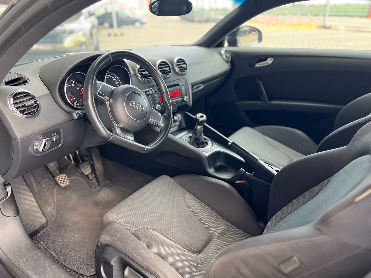 Audi TT фото 7