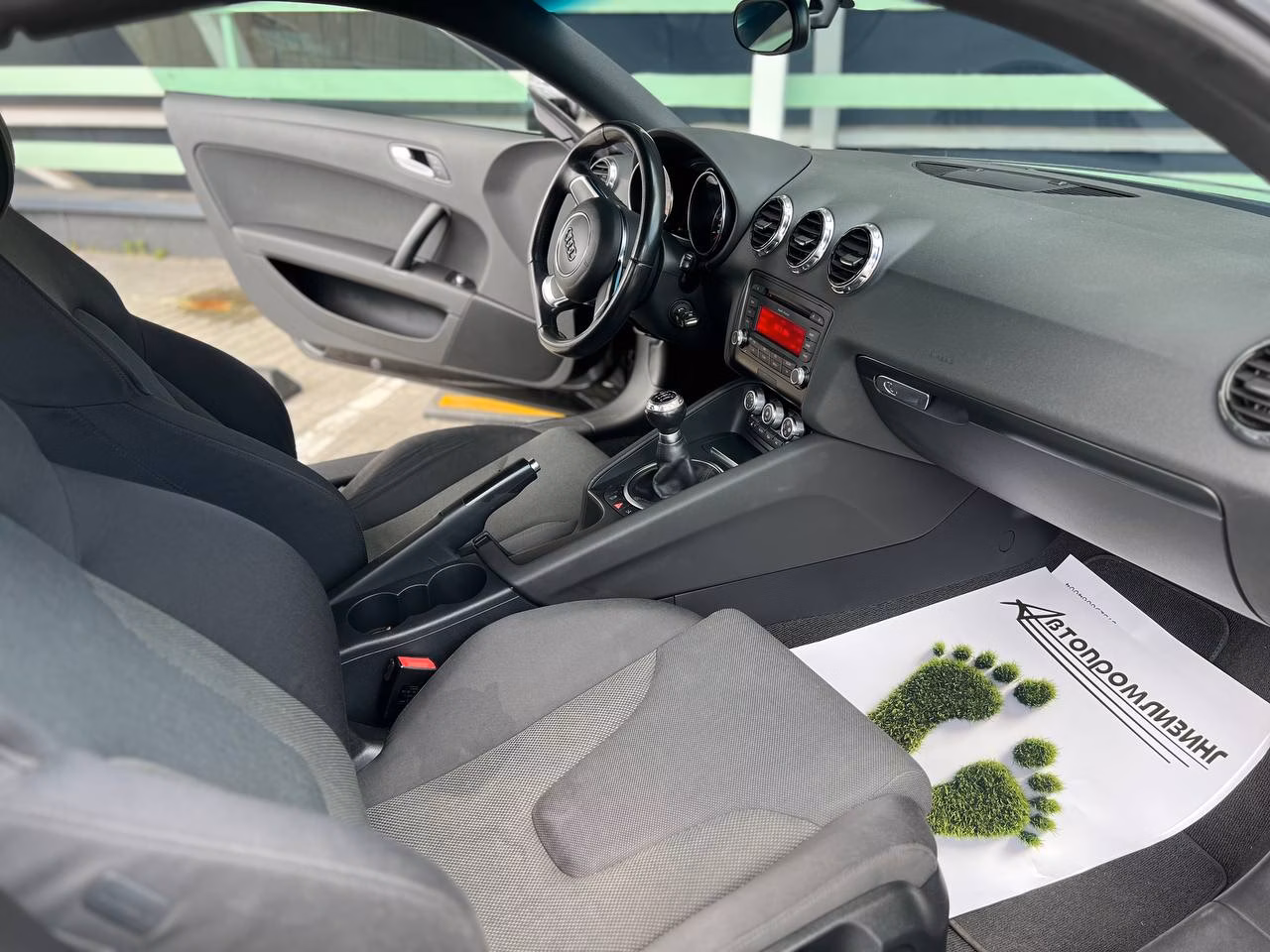Audi TT фото 10