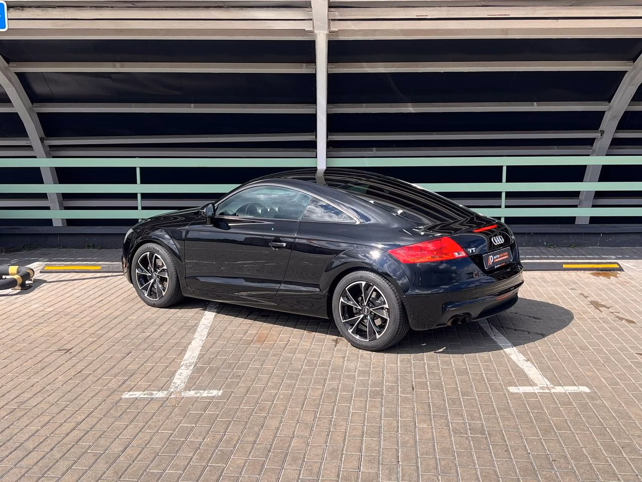 Audi TT фото 6