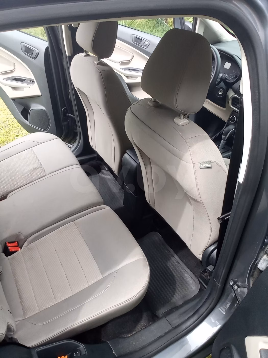 Ford EcoSport фото 12