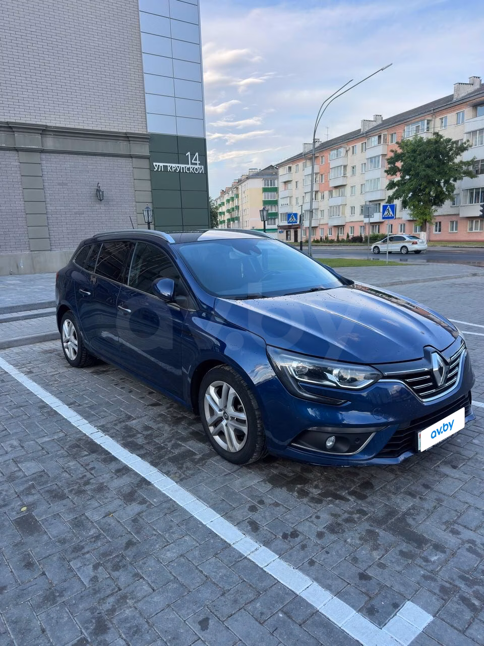 Renault Megane фото 8