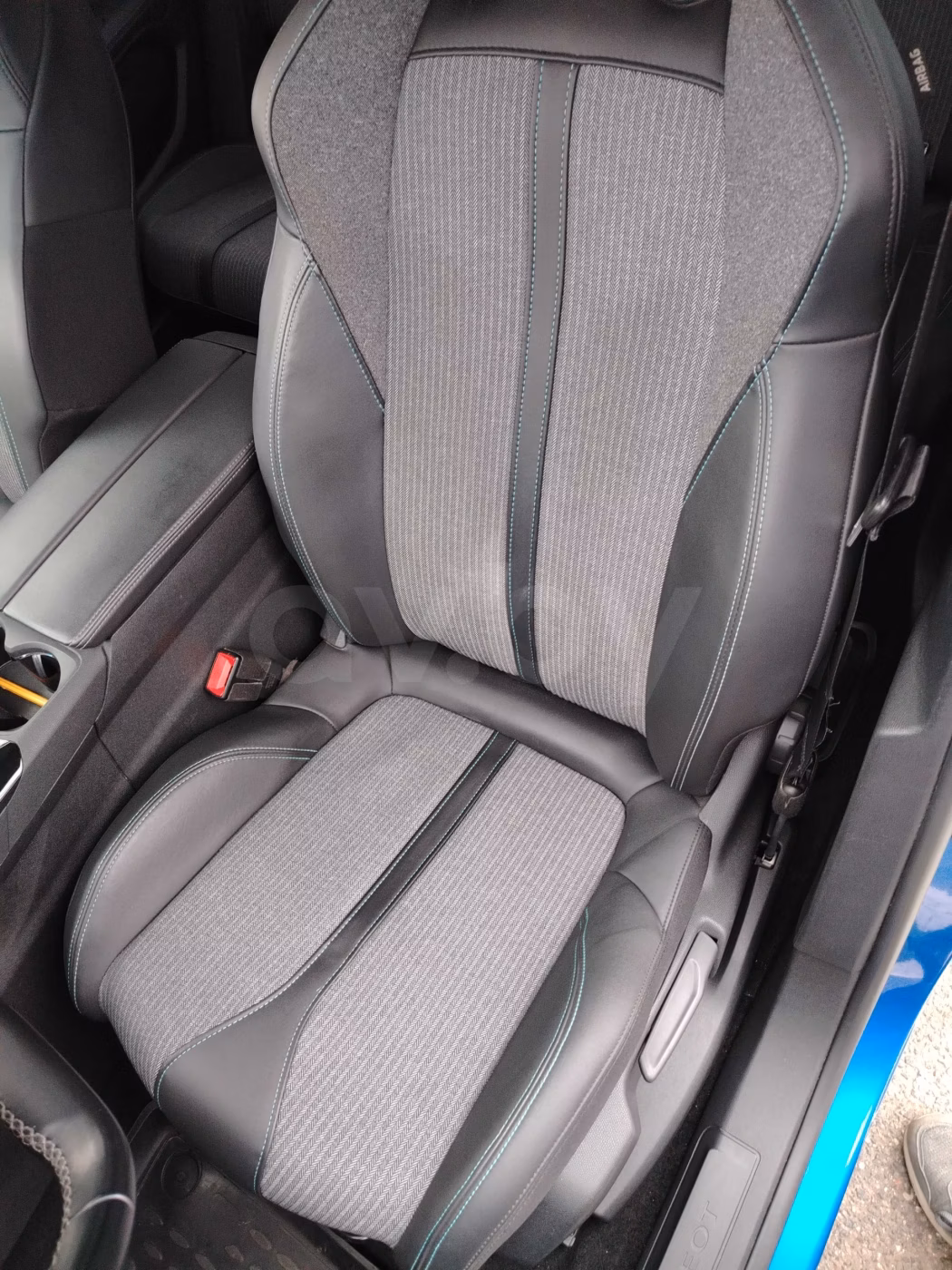 Peugeot 3008 фото 25