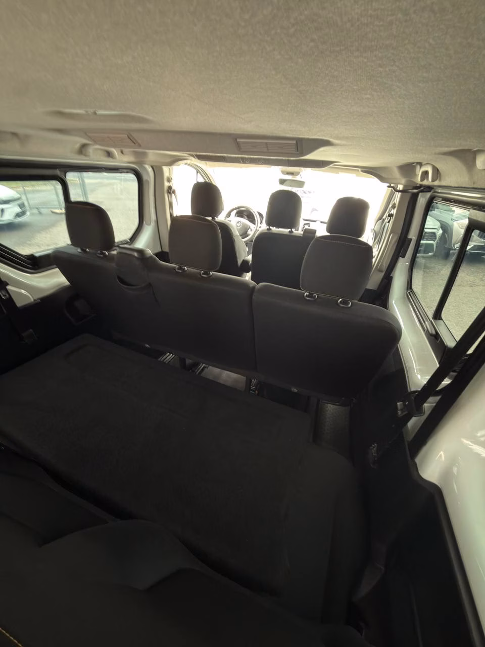 Renault Trafic фото 13