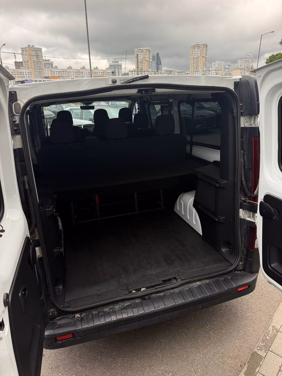 Renault Trafic фото 9