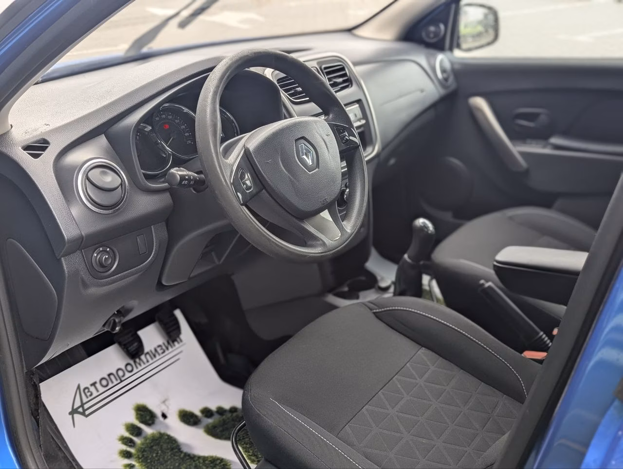 Renault Sandero Stepway фото 7