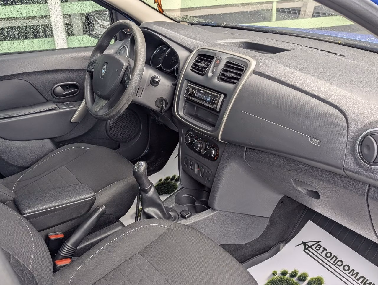 Renault Sandero Stepway фото 11
